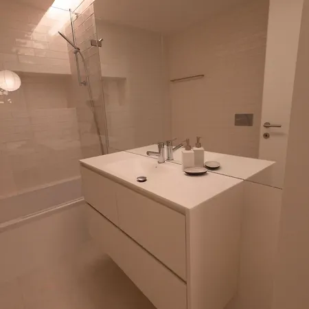 Appartement 2br Apt, Steps To Ria Formosa, Pool & Gym *