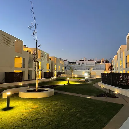 Appartement 2br Apt, Steps To Ria Formosa, Pool & Gym *