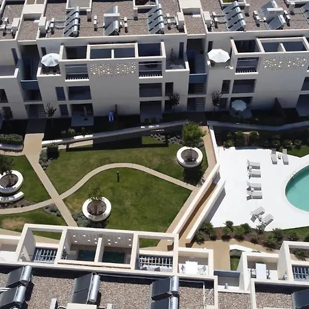 2br Apt, Steps To Ria Formosa, Pool & Gym *
